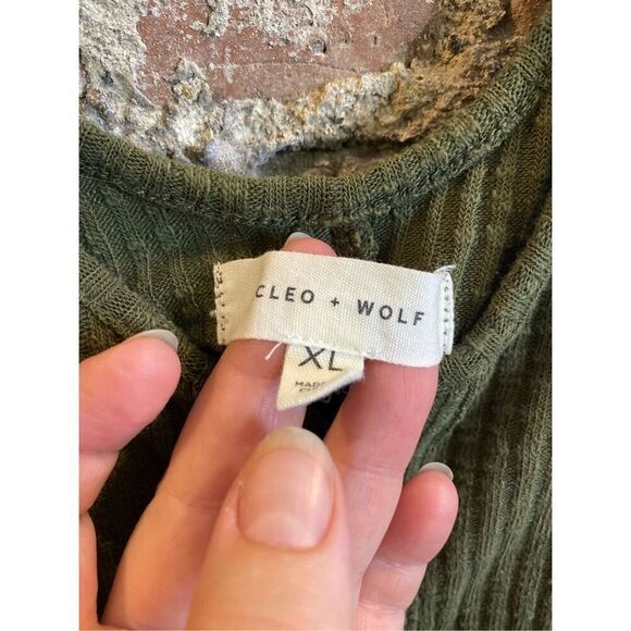 Cleo & Wolf Green Button-down Flowy Ribbed Tanktop Ladies Size XL - Picture 3 of 7